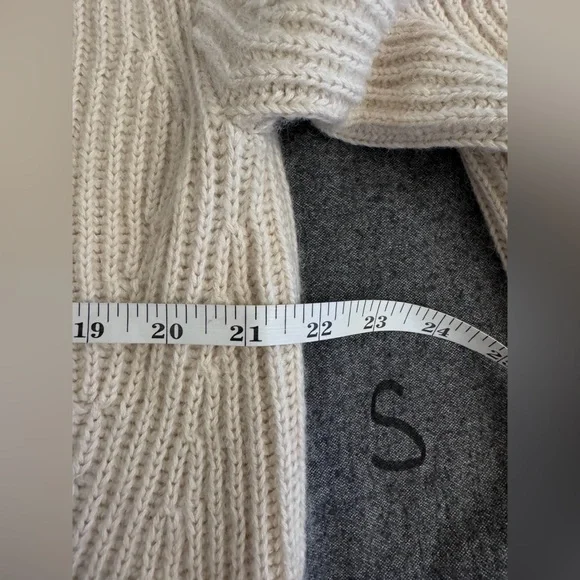 NWOT JCrew Ribbed V-neck cardigan sweater - Picture 5 of 8